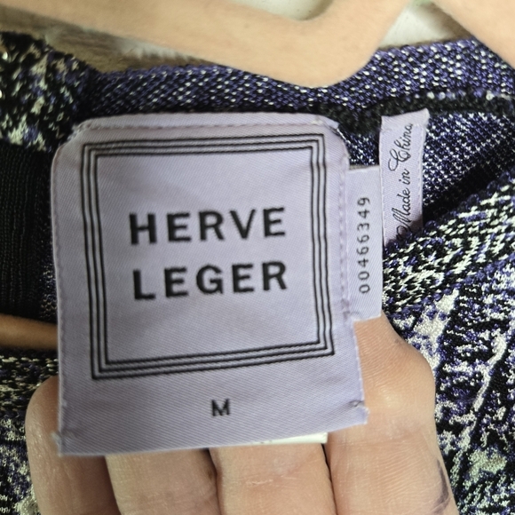 Herve Leger Mackenzie Intarsia Knit Jacquard Cropped Long Sleeve Top - Picture 16 of 16